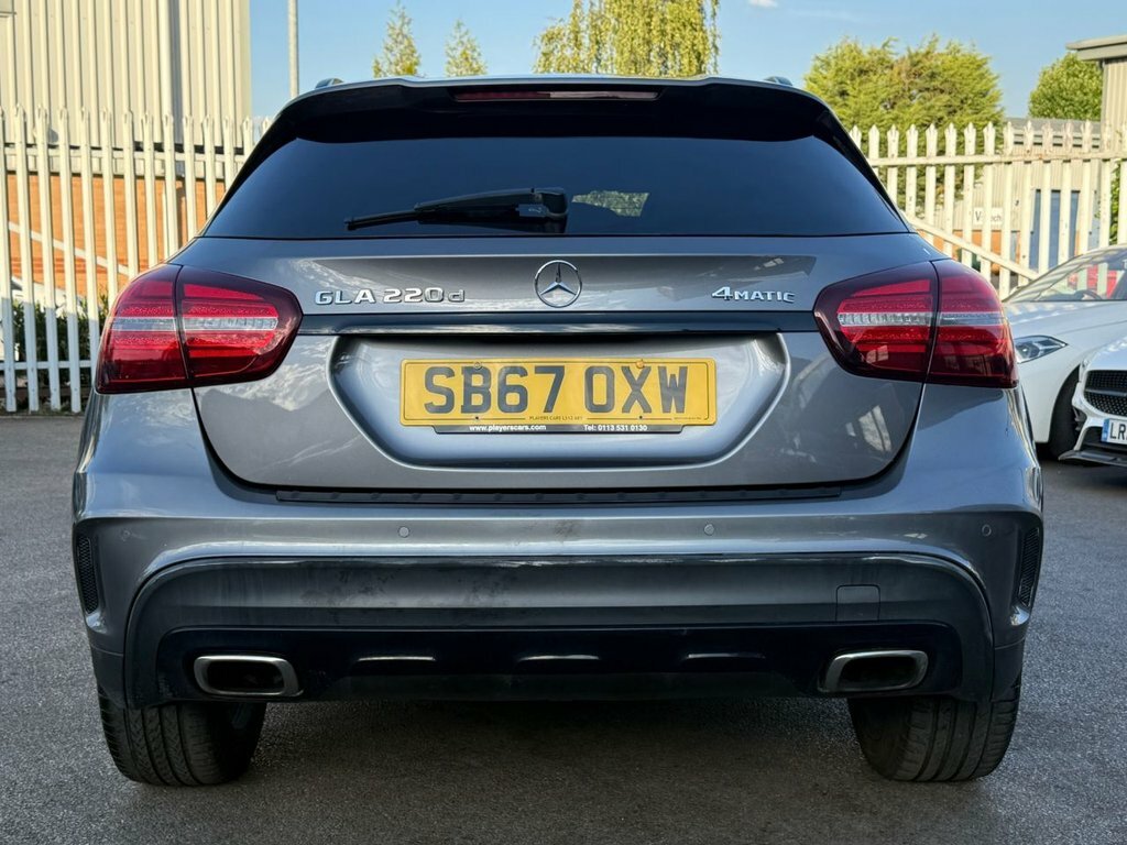 Mercedes-Benz GLA Class 1.6 Gla180 Urban Edition Suv Eur Red #10
