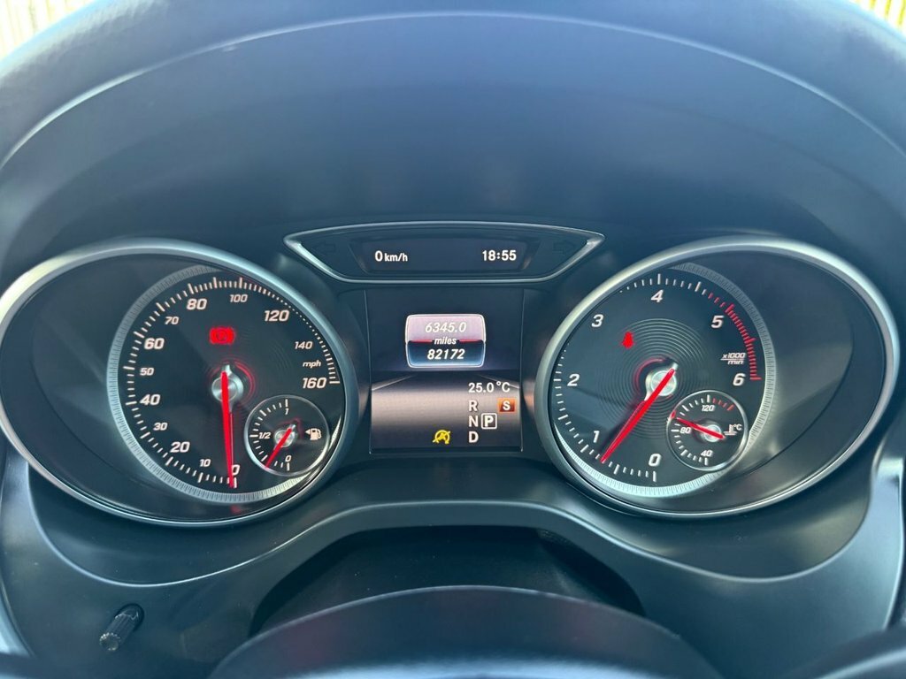 Mercedes-Benz GLA Class 1.6 Gla180 Urban Edition Suv Eur Red #44