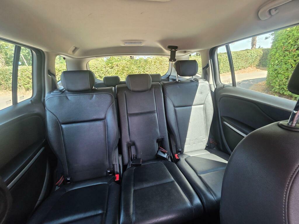 Vauxhall Zafira Tourer Zafira Tourer Sri T Black #19