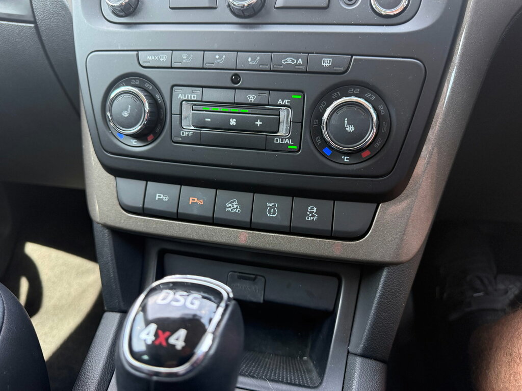 Skoda Yeti 2.0 Tdi Cr Se Silver #42