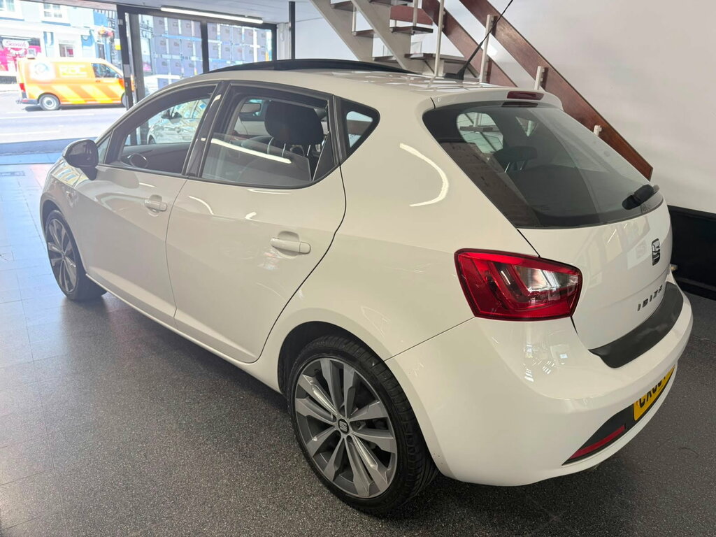 Seat Ibiza 1.4 Ecotsi Fr Hatchback Euro 6 White