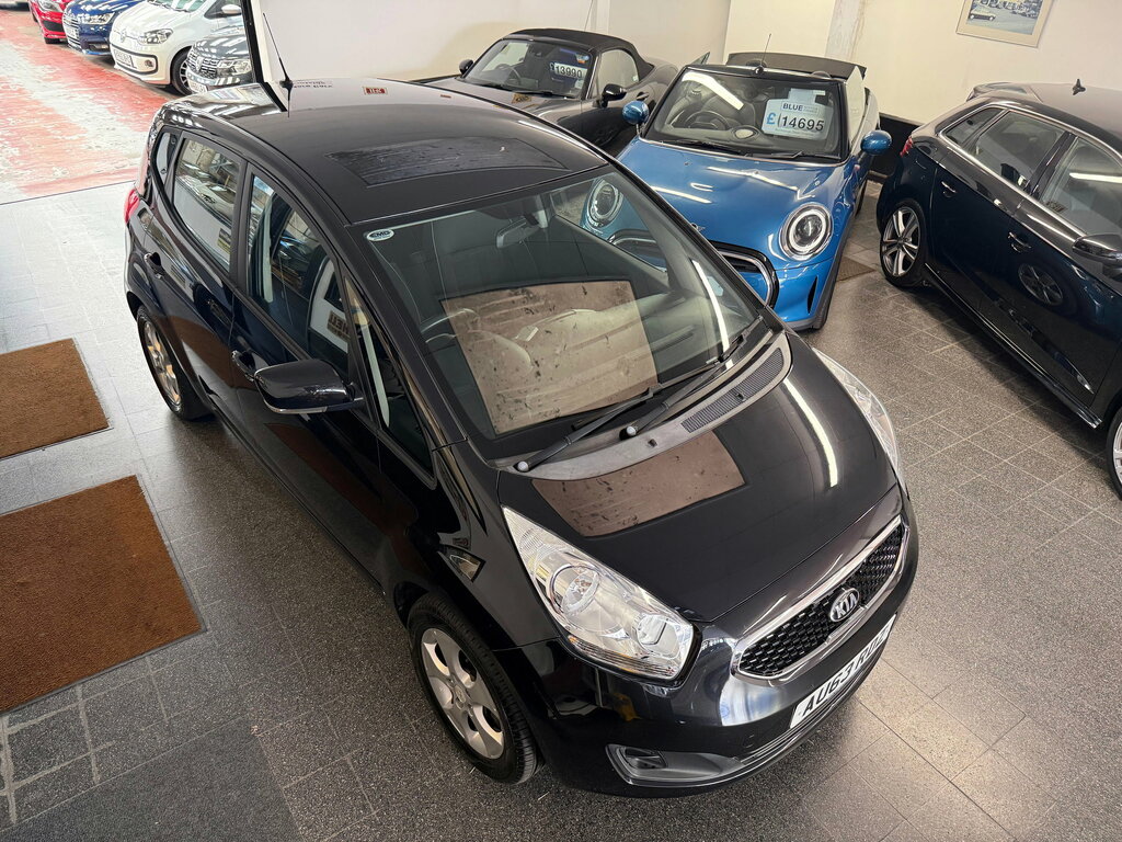 Kia Venga 1.4 Crdi 2 Mpv Euro 5 89 Bhp Black #4