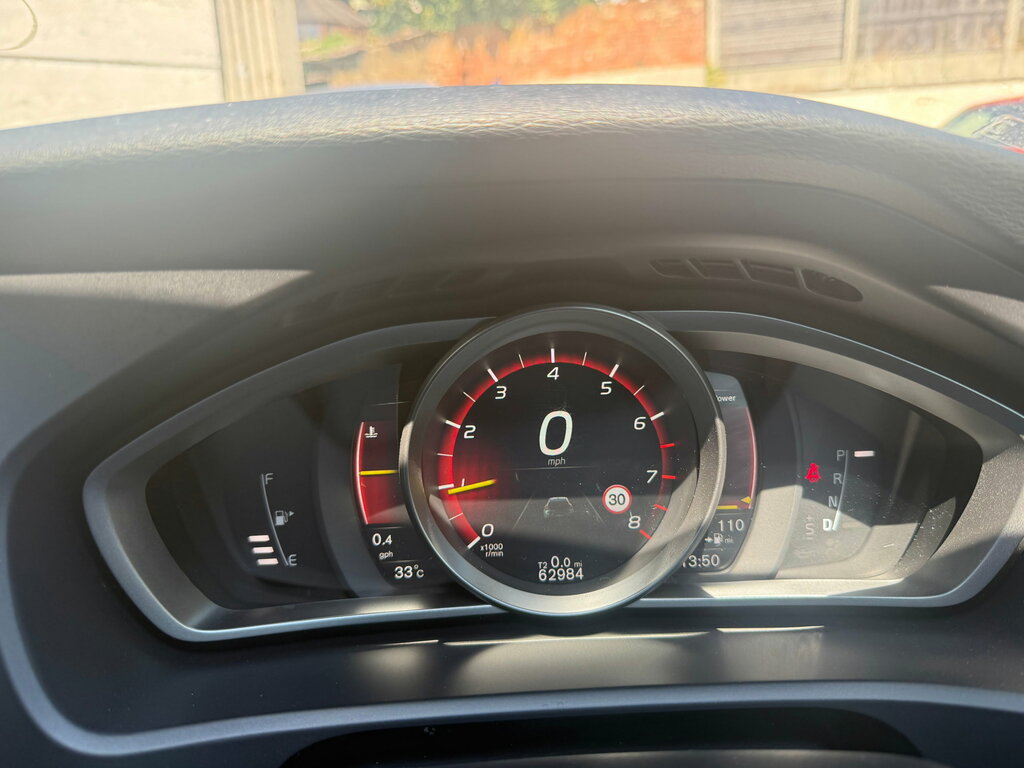 Volvo V40 2016 Volvo V40nbsp2.0 D2 Es Euro 6 Ss 0T Black #15