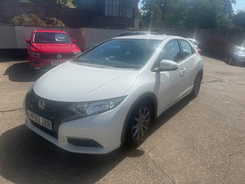Honda Civic 1.4 I-vtec Se Hatchback Euro 5 White #4
