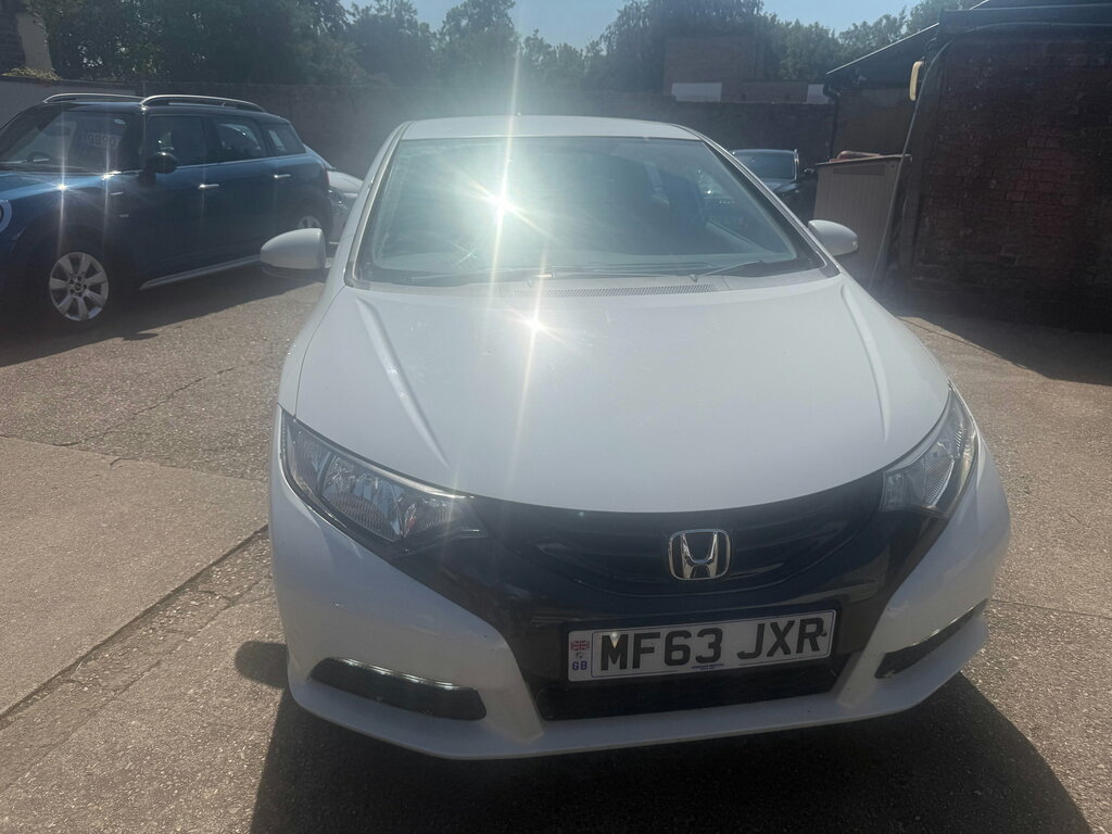 Honda Civic 1.4 I-vtec Se Hatchback Euro 5 White #5