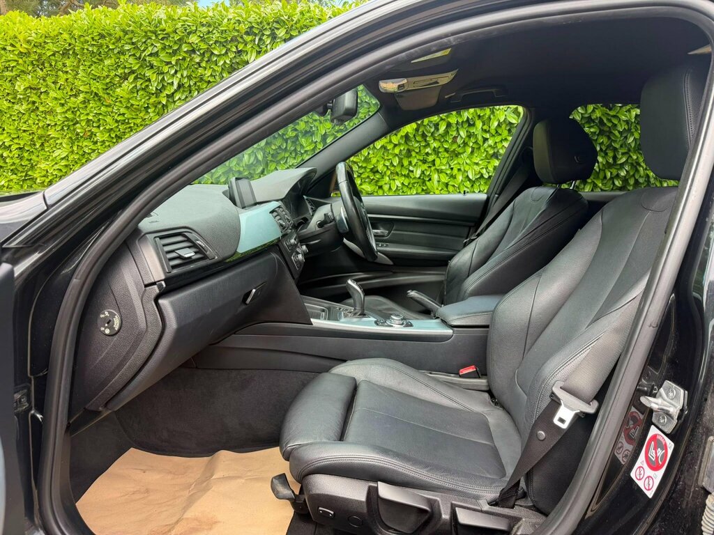 BMW 3 Series 320D Xdrive M Sport Black #26