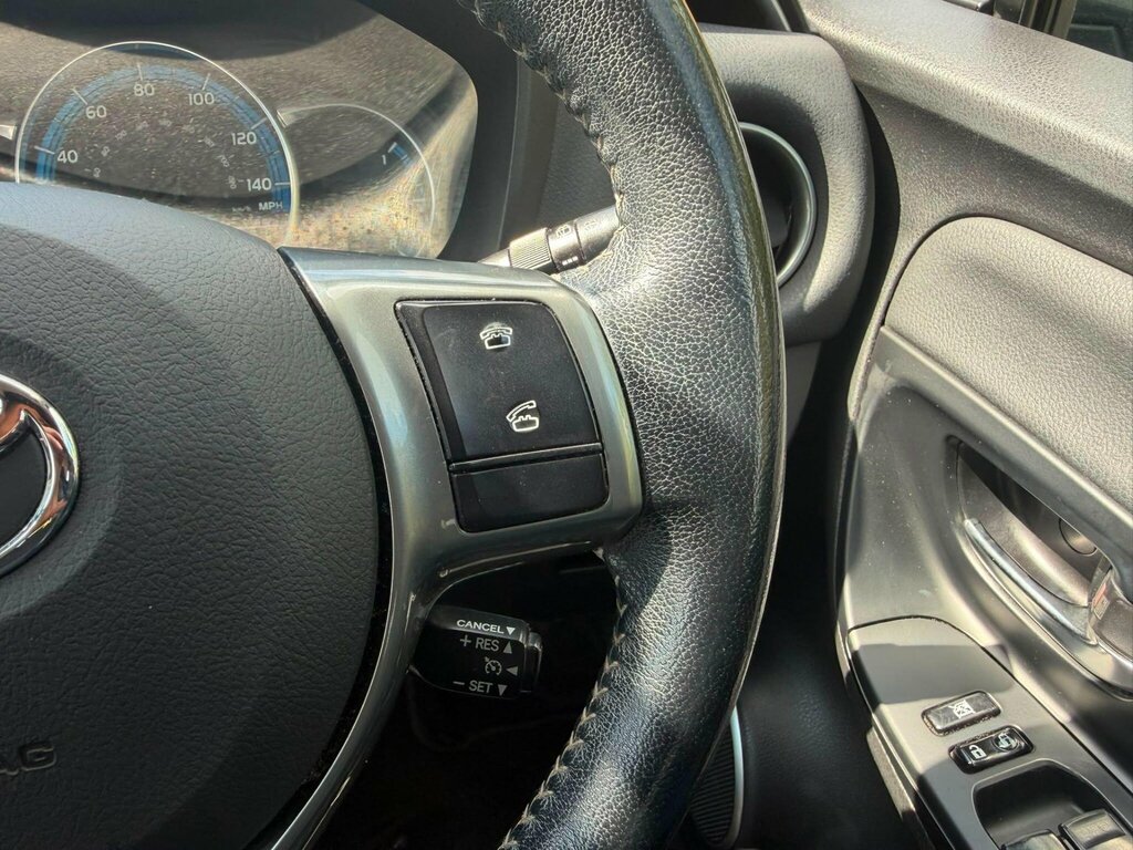 Toyota Yaris 1.5 Vvt-h Excel E Cvt Silver #15