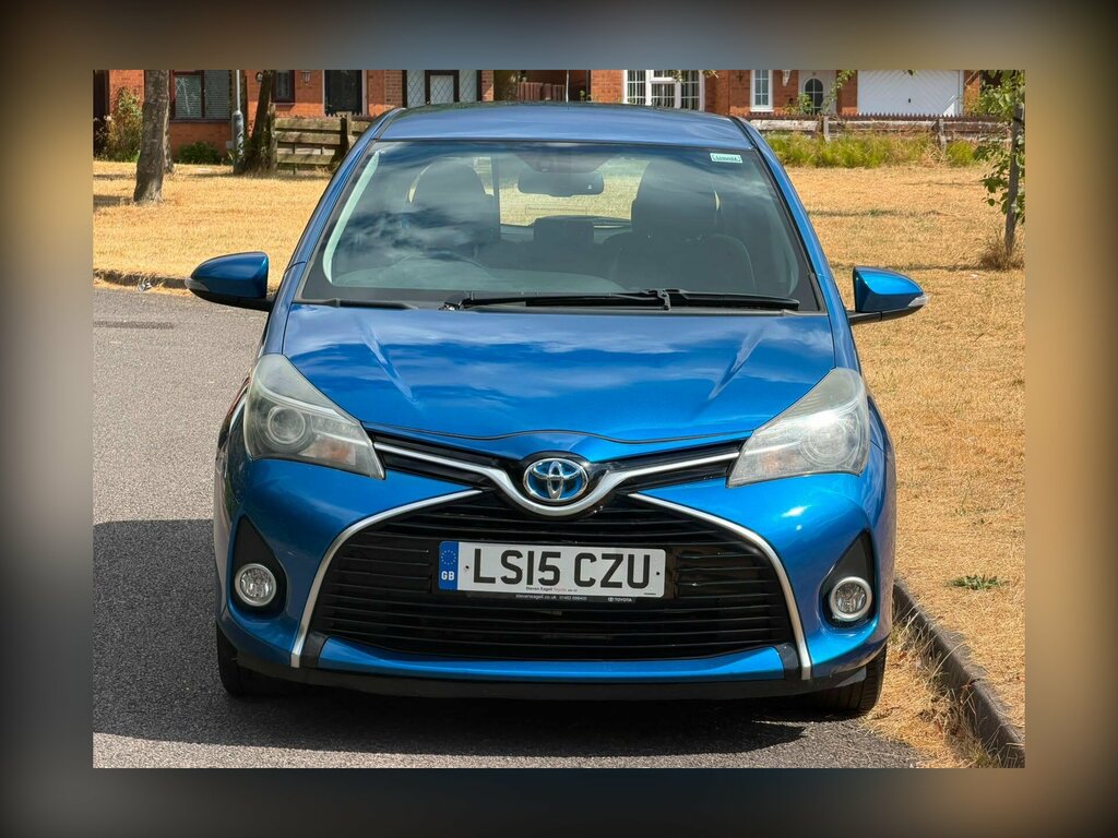 Toyota Yaris 1.5 Vvt-h Excel E Cvt Silver #7