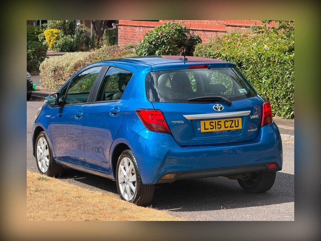 Toyota Yaris 1.5 Vvt-h Excel E-cvt Euro 6 15In Alloy Blue #5