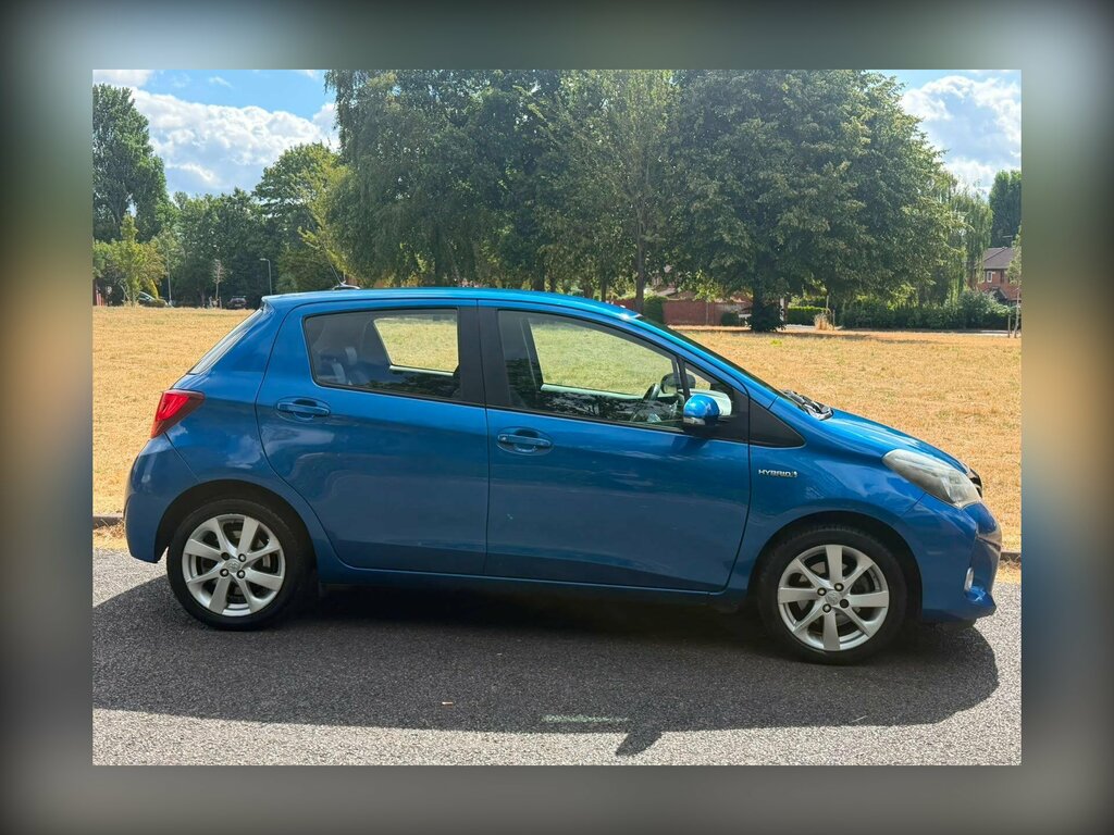 Toyota Yaris 1.5 Vvt-h Excel E-cvt Euro 6 15In Alloy Blue #4