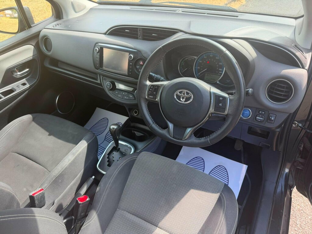 Toyota Yaris Black #21