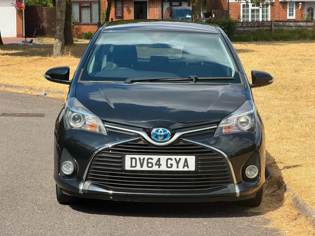 Toyota Yaris Black #7