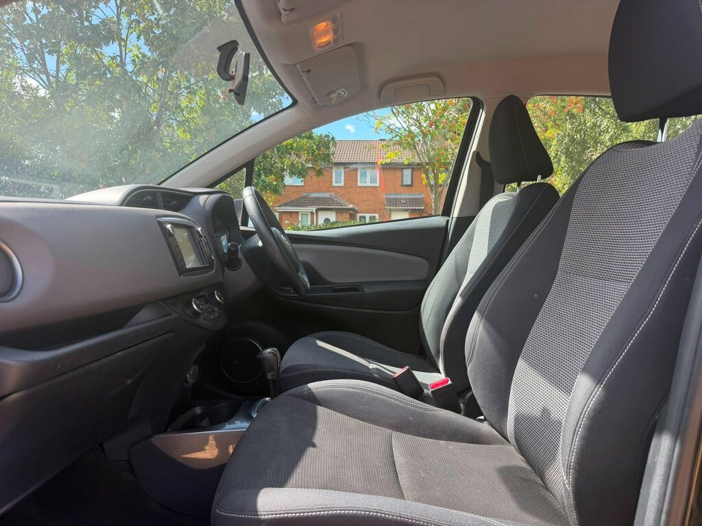 Toyota Yaris Black #23