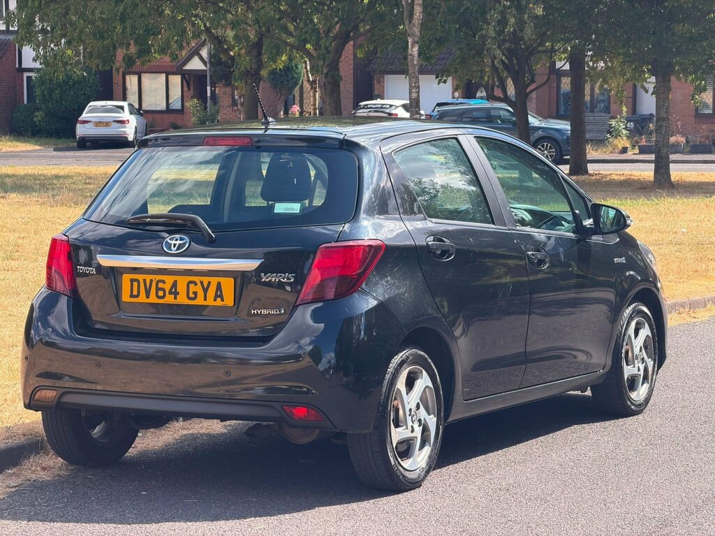 Toyota Yaris 1.5 Vvt-h Icon E-cvt Euro 6 Black #5
