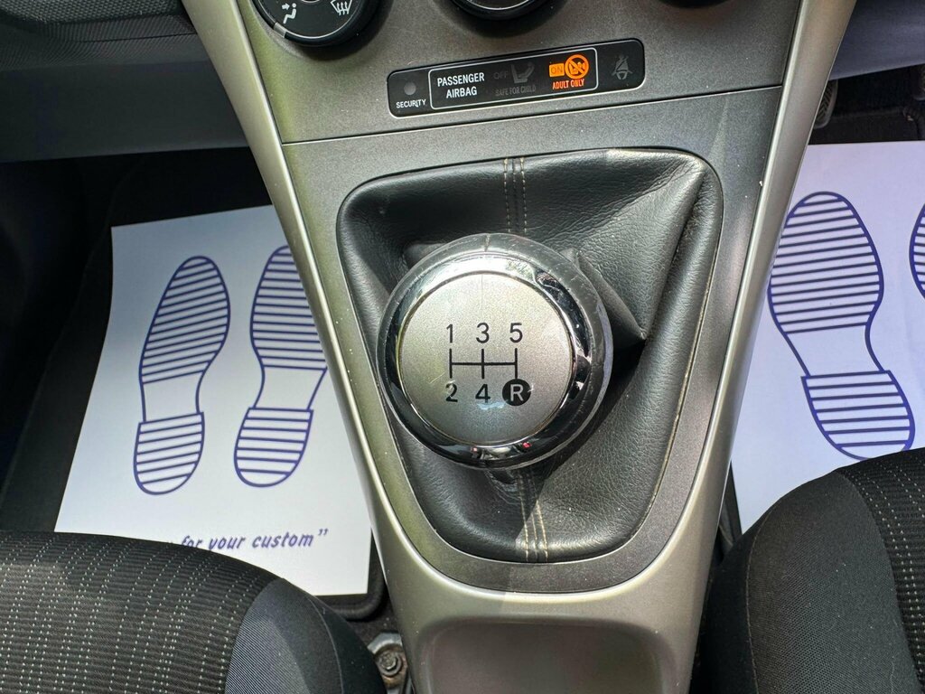 Toyota Auris Tr Vvt-i Blue #12