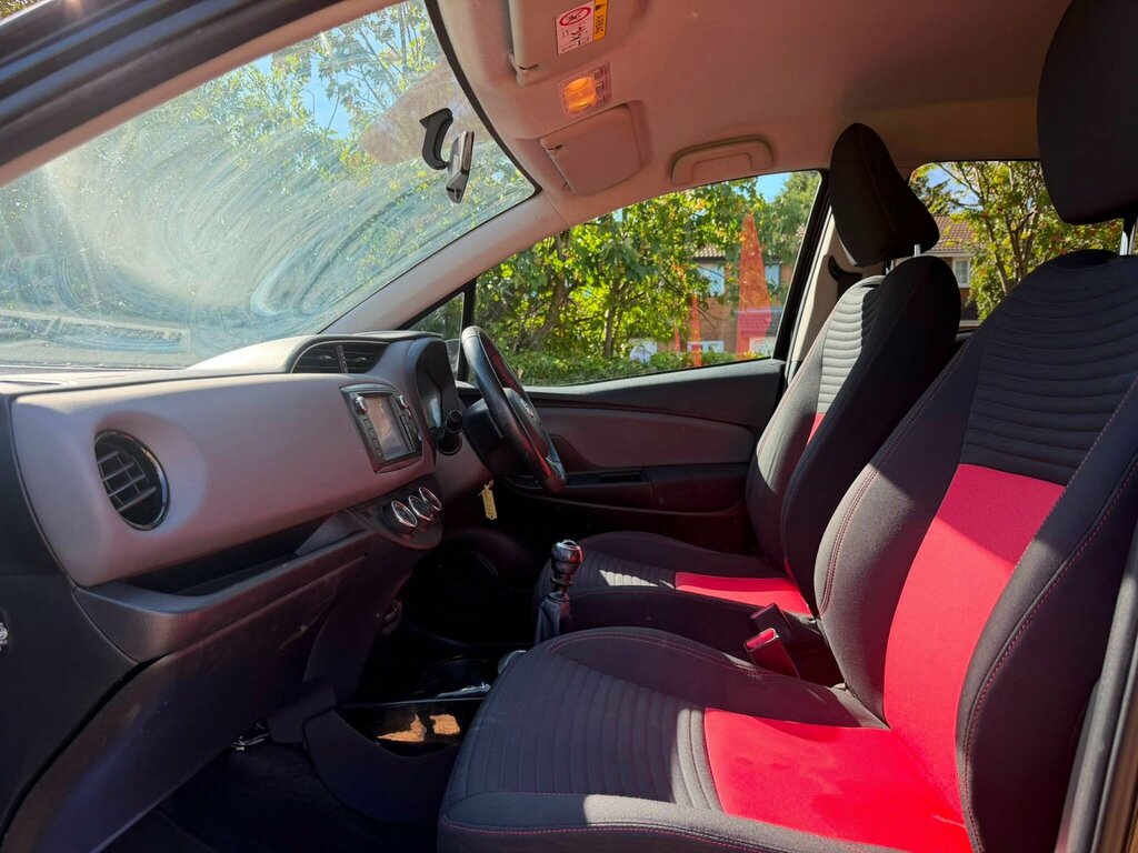 Toyota Yaris 1.33 Vvt-i Icon  #25