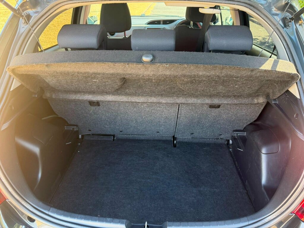 Toyota Yaris 1.33 Vvt-i Icon  #9