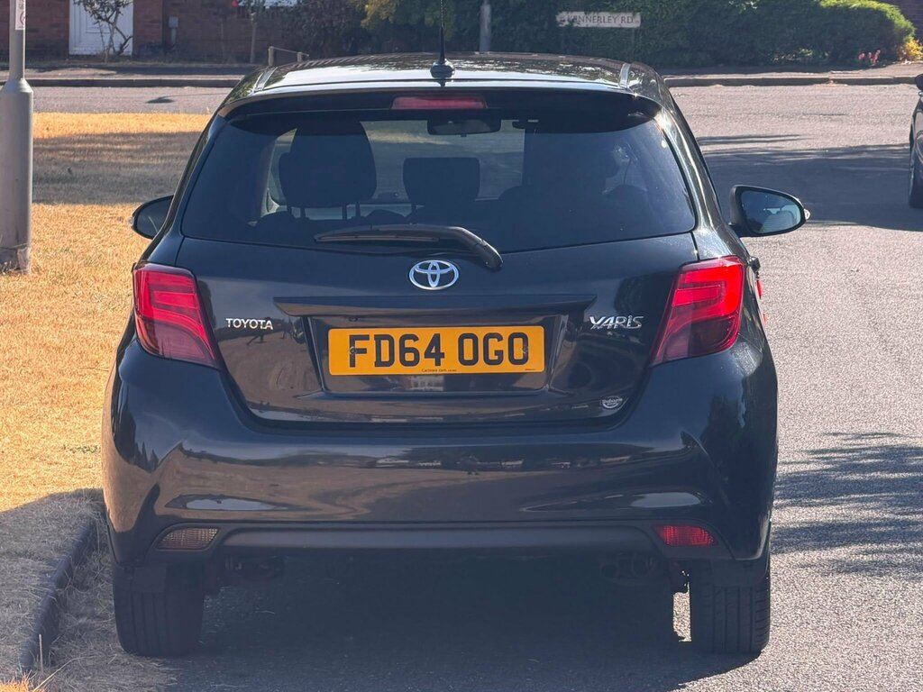 Toyota Yaris 1.33 Vvt-i Icon  #8