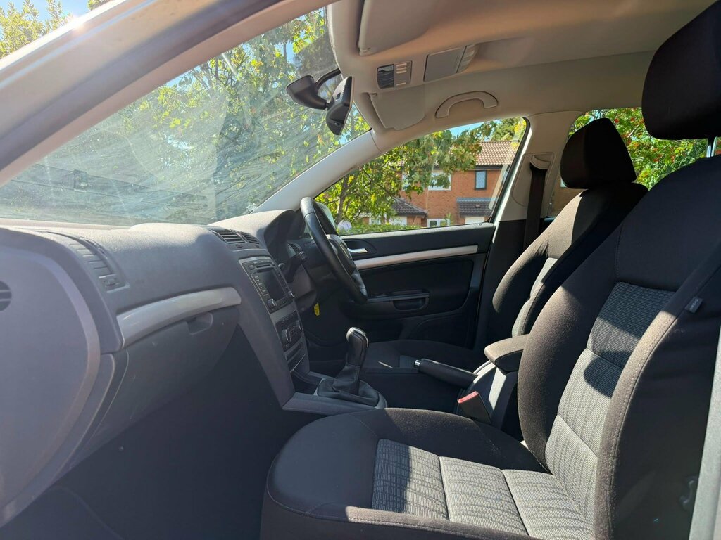 Skoda Octavia 2.0 Tdi Vrs Hatchback Dsg Euro 5 170 P Blue #20