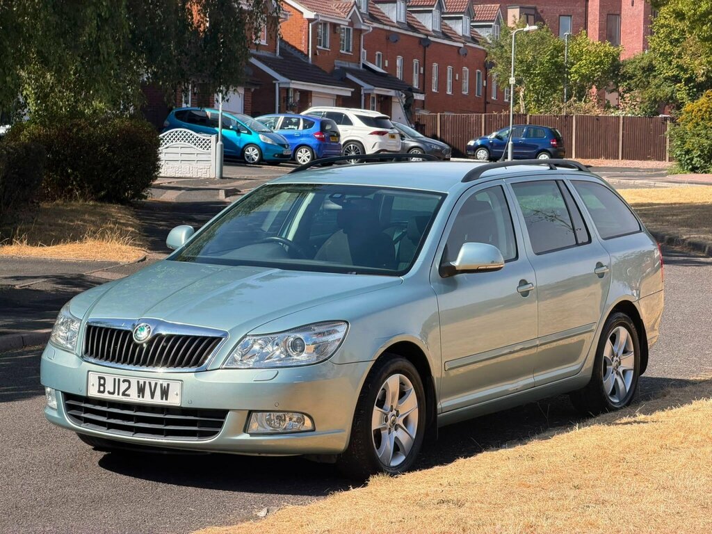 Skoda Octavia 1.4 Tsi Elegance Euro 5 Green #2
