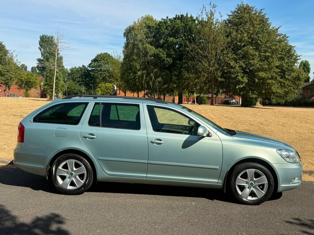 Skoda Octavia 1.4 Tsi Elegance Euro 5 Green #4