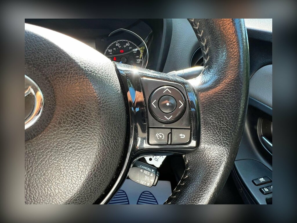 Toyota Yaris 1.5 Vvt-i Excel Euro 6 Silver #15