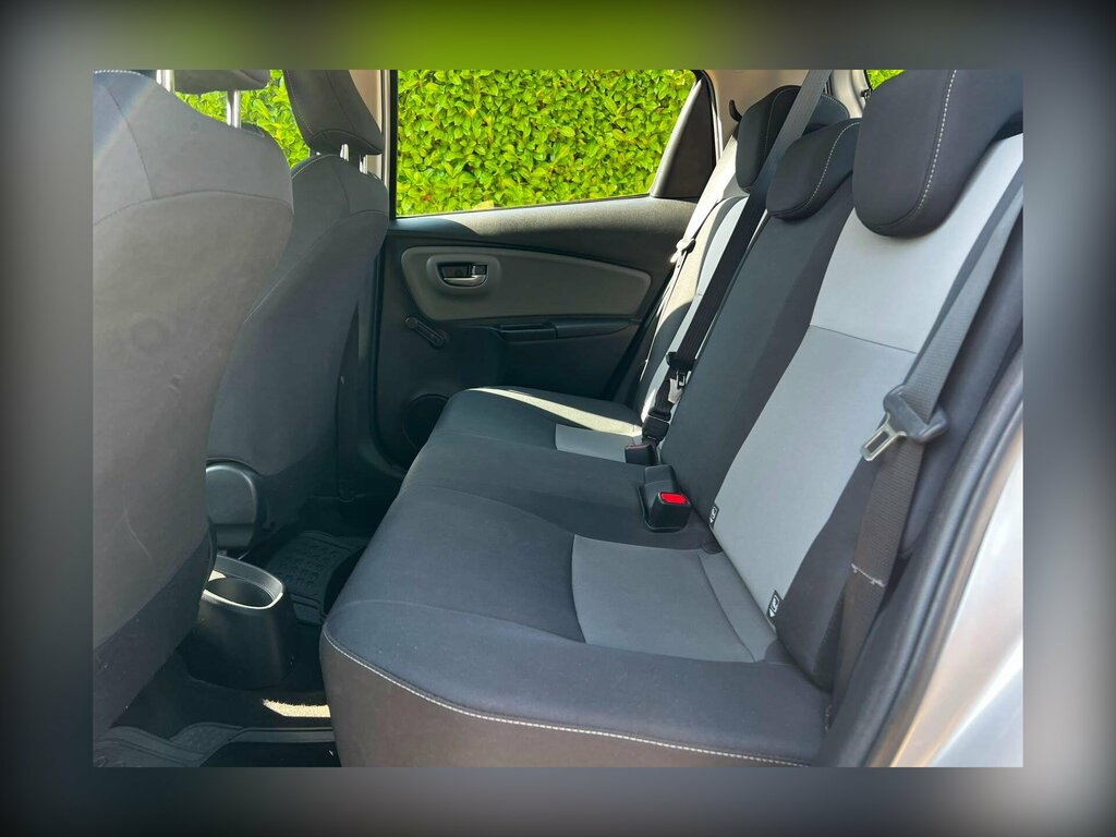 Toyota Yaris 1.5 Vvt-i Excel Euro 6 Silver #28