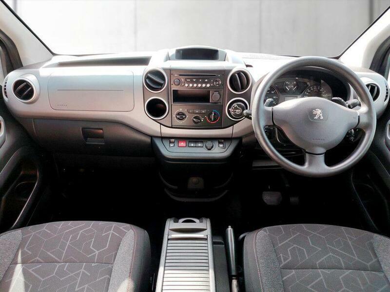 Peugeot Partner 1.6L Professional White #9