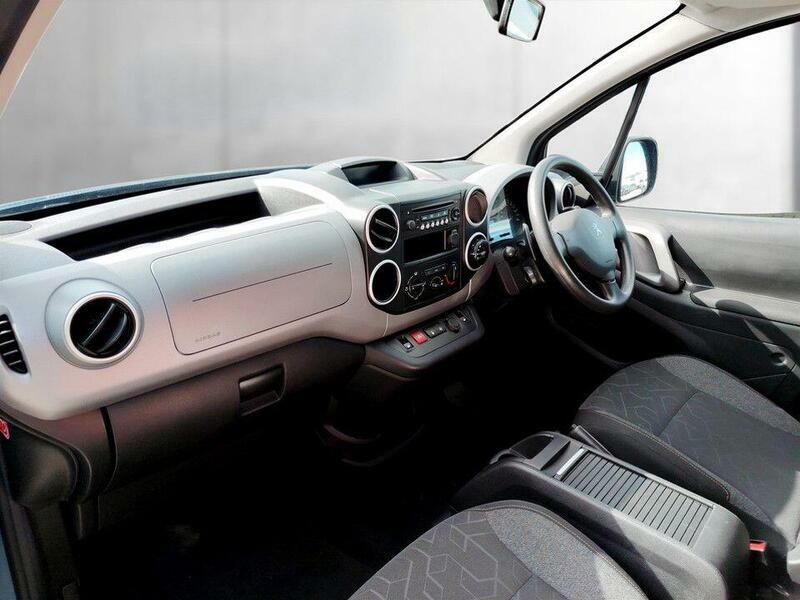 Peugeot Partner 1.6L Professional White #12