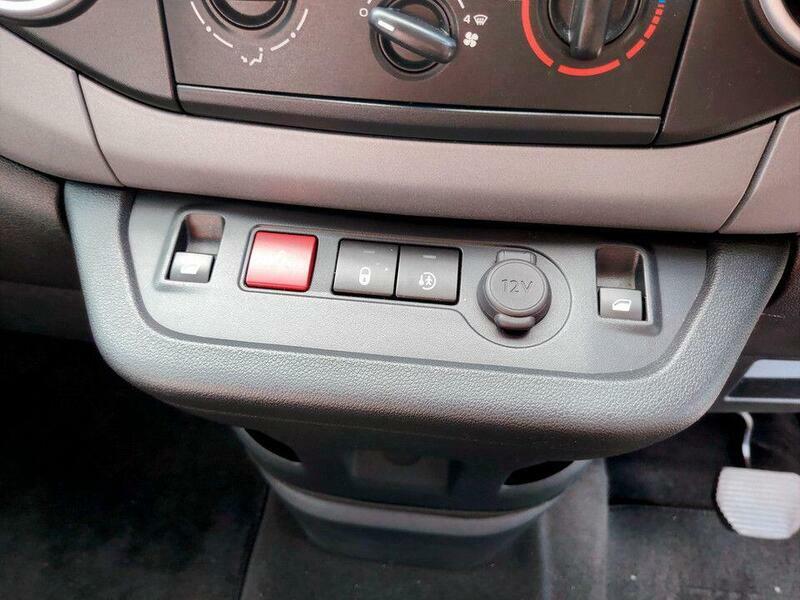 Peugeot Partner 1.6L Professional White #15