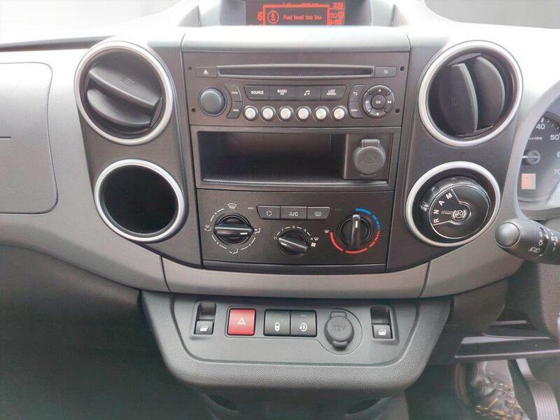 Peugeot Partner 1.6L Professional White #14