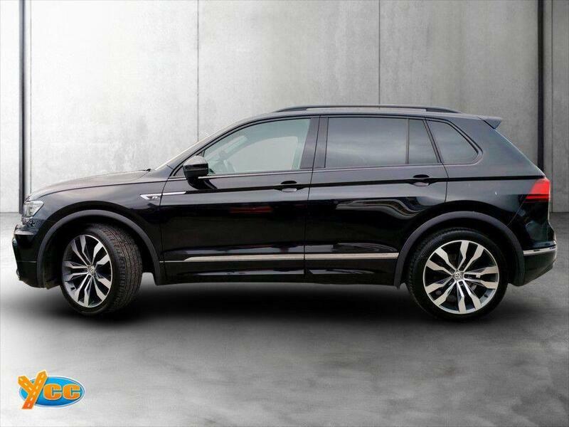 Volkswagen Tiguan 2.0 Tdi R-line Suv 4Motion Euro YP67UWD Black #4