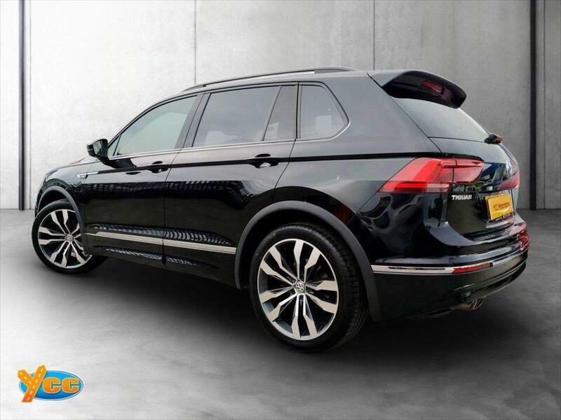 Volkswagen Tiguan 2.0 Tdi R-line Suv 4Motion Euro YP67UWD Black #5