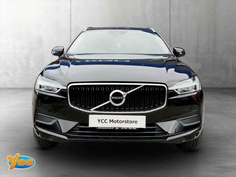 Volvo XC60 2.0 D4 Momentum Suv Awd Euro 6 S Black #2