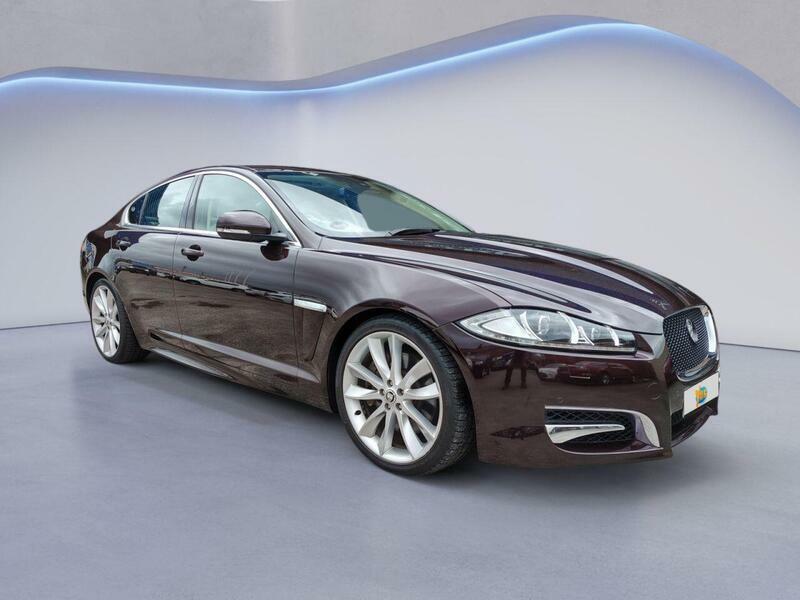 Jaguar XF 3.0D S V6 Portfolio Saloon Euro 5 Red