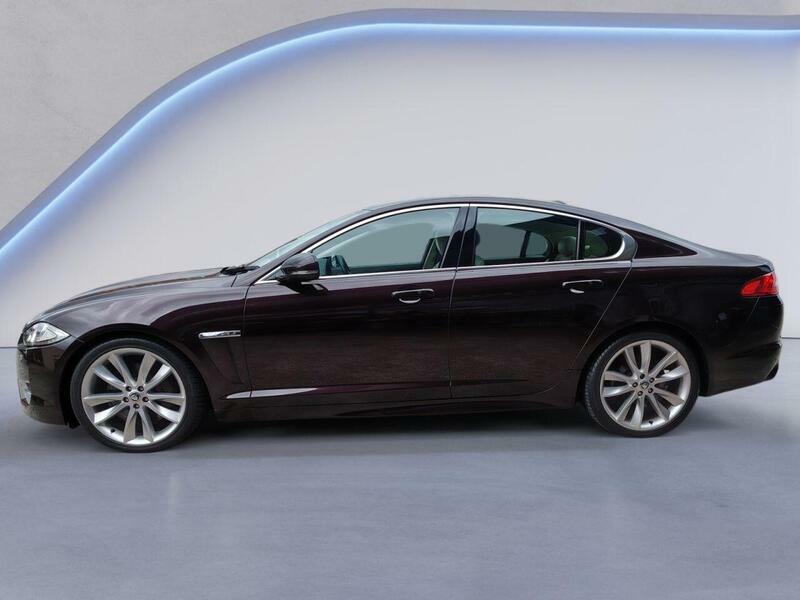 Jaguar XF 3.0D S V6 Portfolio Saloon Euro 5 Red #5