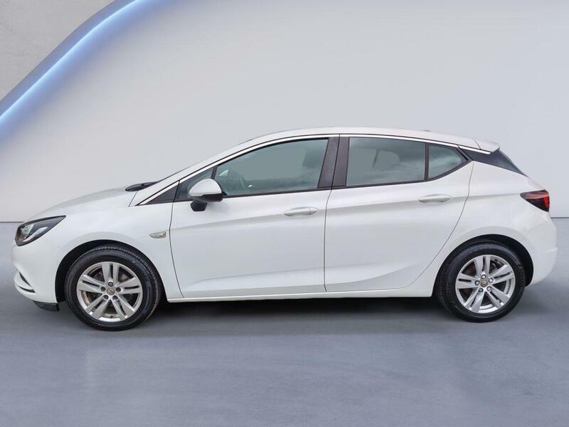 Vauxhall Astra 1.6 Cdti Ecoflex Design Hatchback Manua White #5