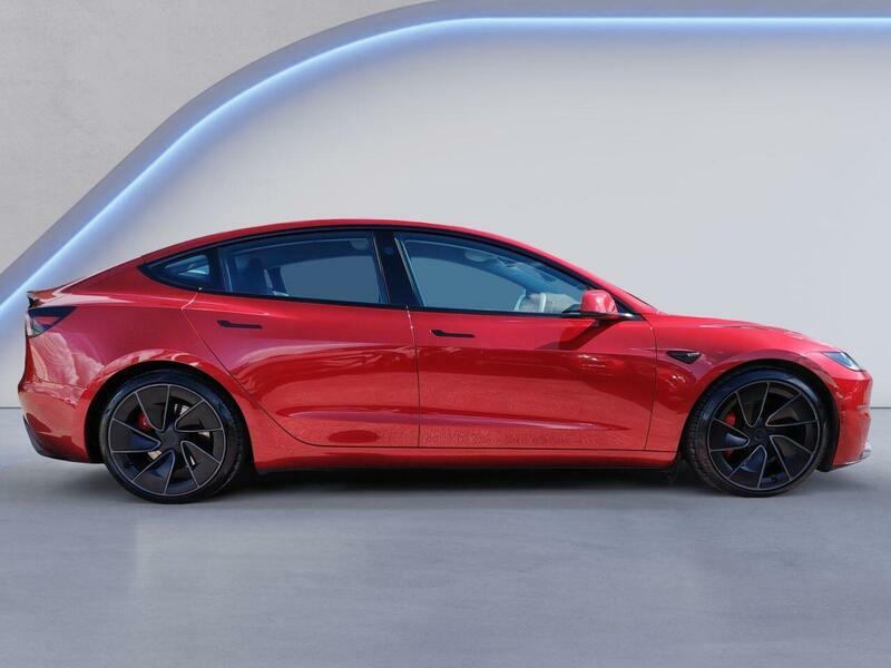 Tesla Model 3 Dual Motor Performance Saloon SJ25NUO Red #4