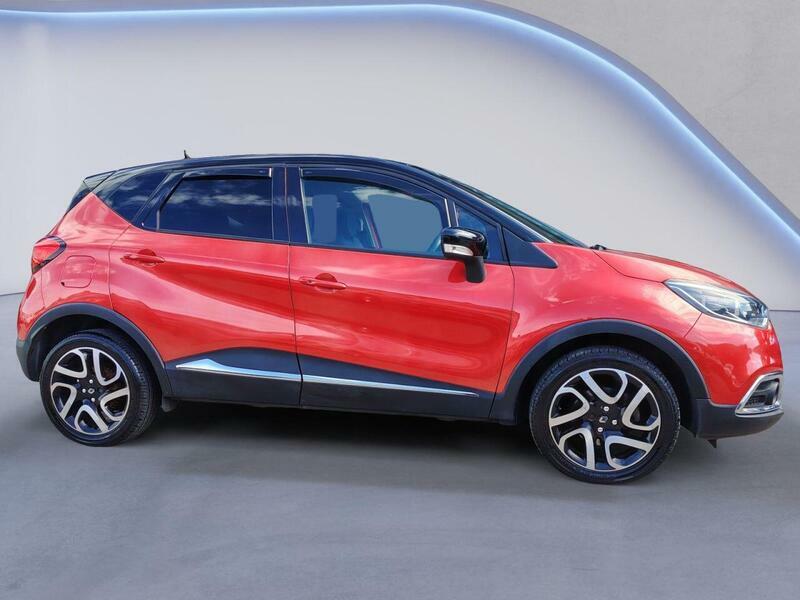 Renault Captur 1.5 Dci Energy Signature Nav Suv Red #3