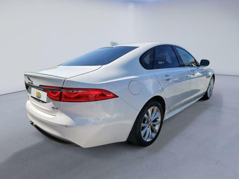 Jaguar XF 2.0D R-sport Saloon Euro 6 Ss White #6