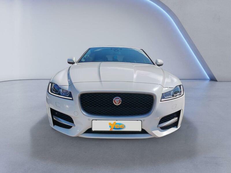 Jaguar XF 2.0D R-sport Saloon Euro 6 Ss White #2