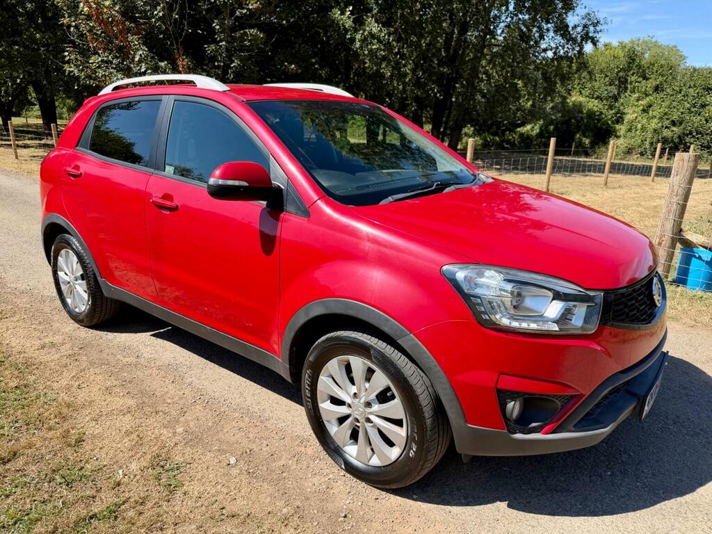 SsangYong Korando 2.2D Ex Euro 6 2016 Red #2