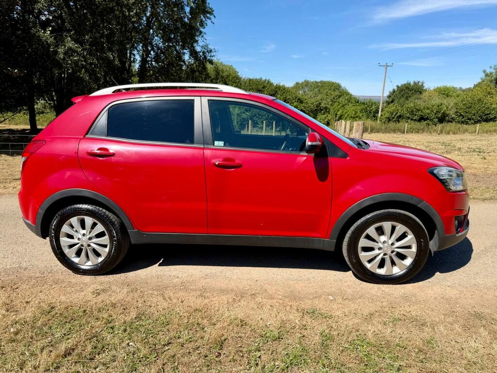 SsangYong Korando 2.2D Ex Euro 6 2016 Red #5