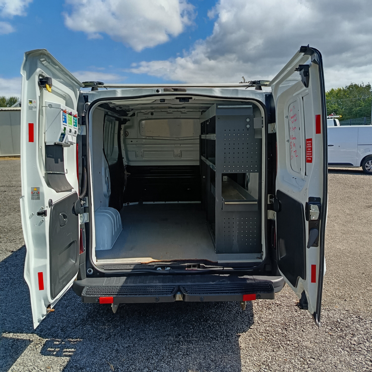 Vauxhall Vivaro 1.6 Cdti 2700 Biturbo Ecoflex L1 H1 Euro 6 Ss 5 White #9