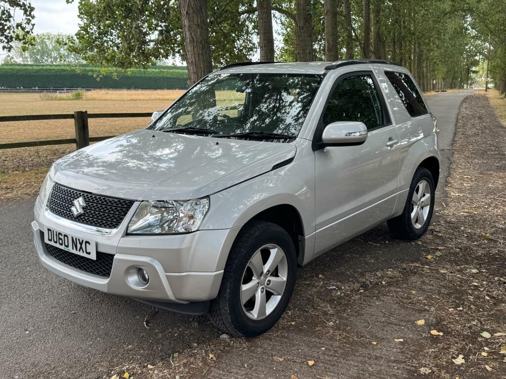 Suzuki Grand Vitara Suv 2.4 Vvt Sz5 4Wd Euro 5 201010 Black #25
