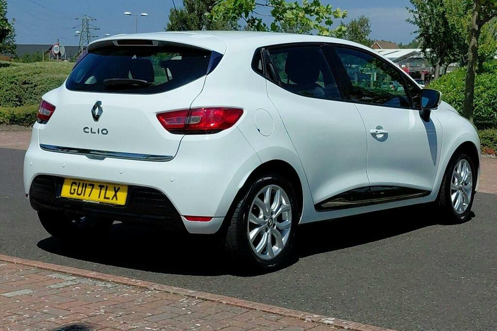 Renault Clio 1.2 16V Dynamique Nav Hatchback White #3