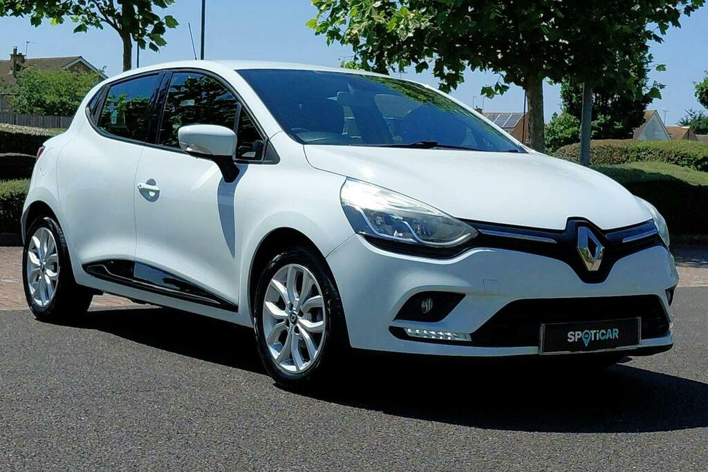 Renault Clio 1.2 16V Dynamique Nav Hatchback White