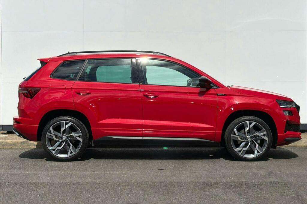 Skoda Karoq 1.5 Tsi Act Sportline Edition Suv Dsg KM75NYL Red #2