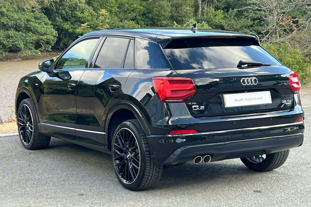 Audi Q2 2.0 Tdi 35 Black Edition Suv S Tronic Q Black #5