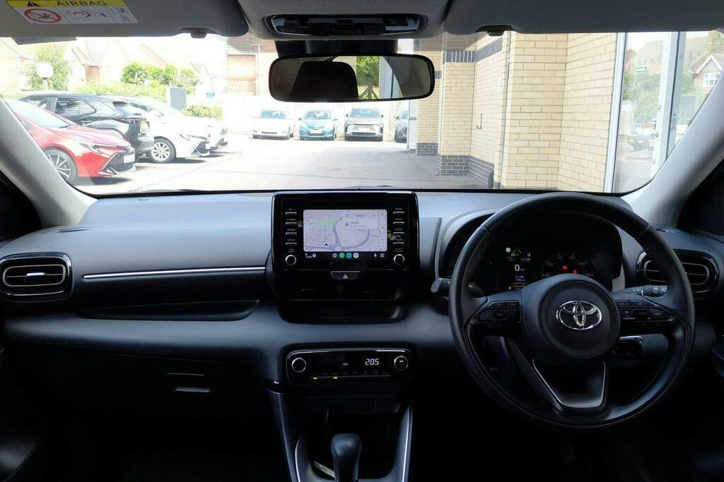 Toyota Yaris 1.5 Vvt H Icon Hatchback Hybrid E Cvt LY23OHB Silver #6